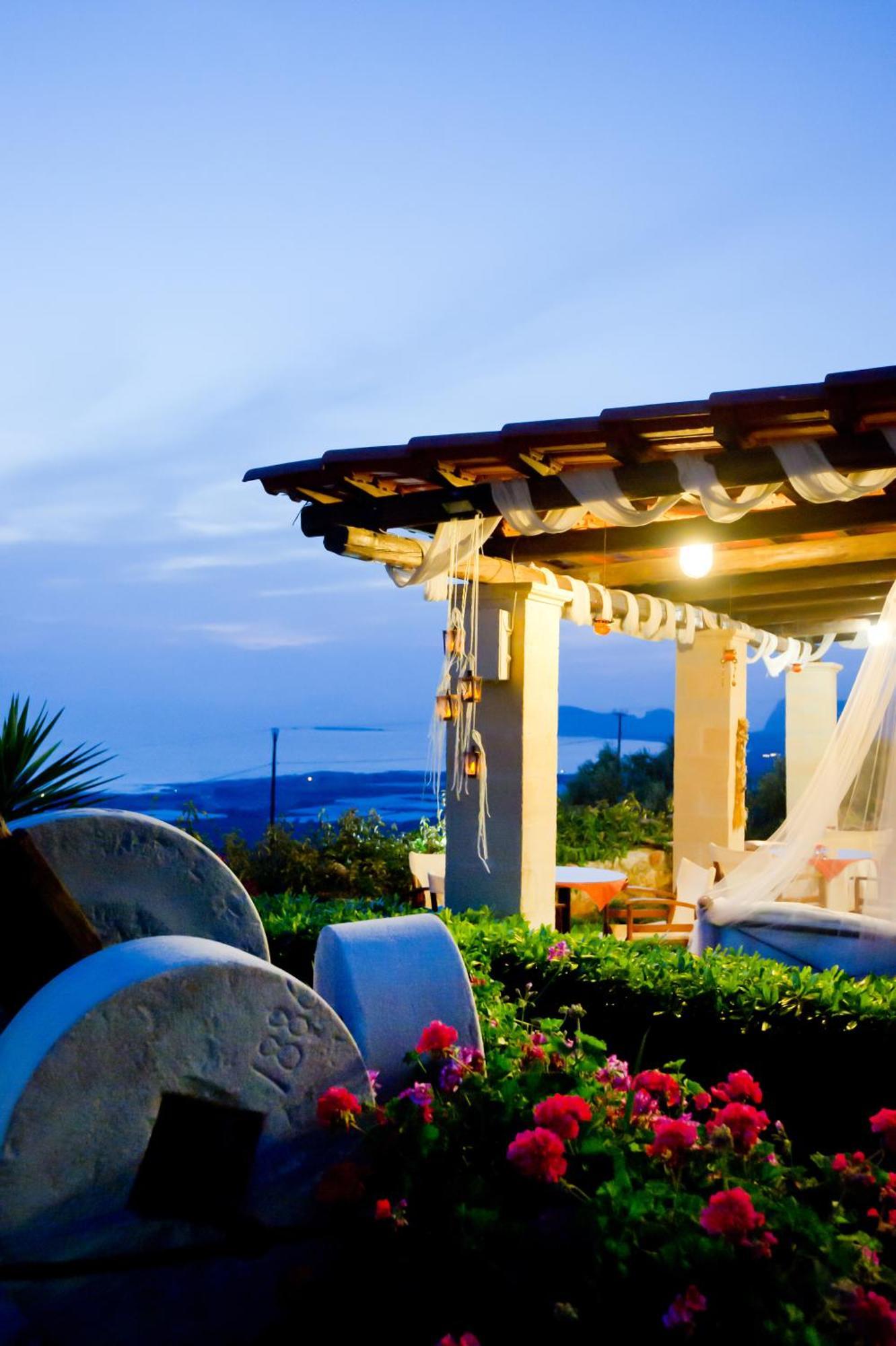 Kavousi Resort Falasarna Bagian luar foto